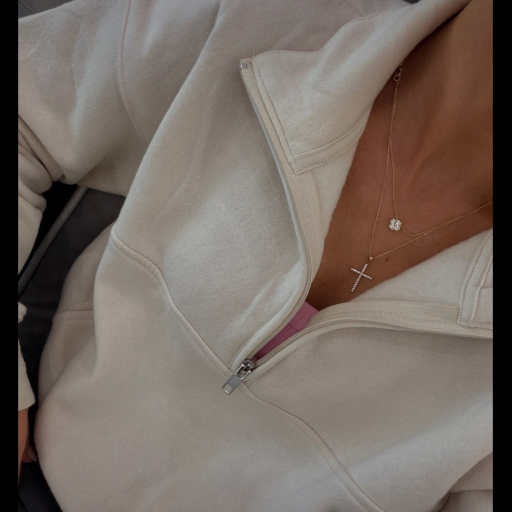 Women’s pullover